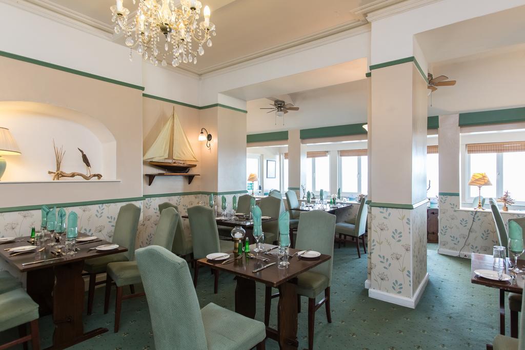 Fieldhead Hotel & Horizons Restaurant Saltash Bagian luar foto