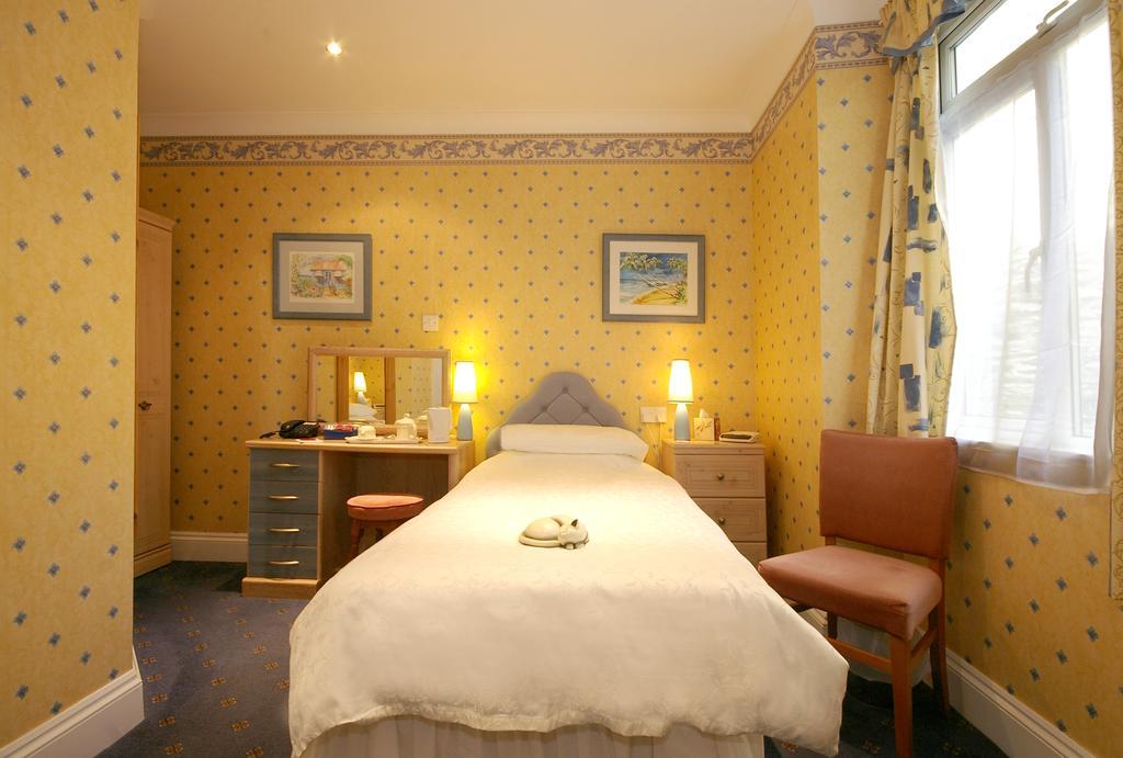 Fieldhead Hotel & Horizons Restaurant Saltash Ruang foto