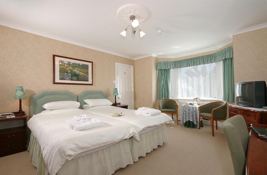 Fieldhead Hotel & Horizons Restaurant Saltash Bagian luar foto