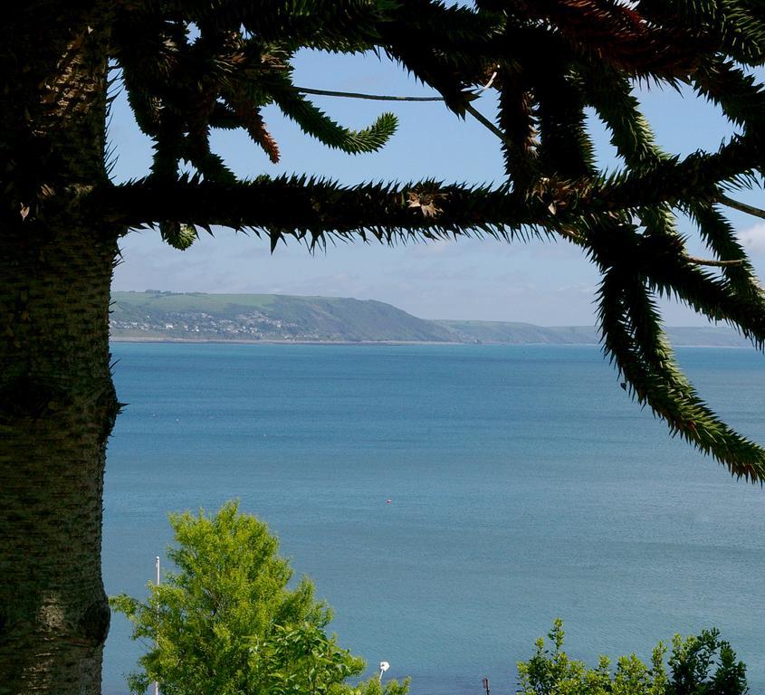 Fieldhead Hotel & Horizons Restaurant Saltash Bagian luar foto