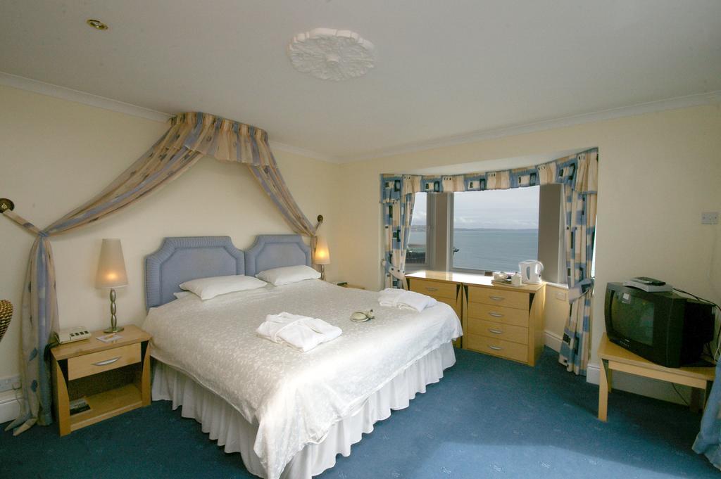 Fieldhead Hotel & Horizons Restaurant Saltash Ruang foto