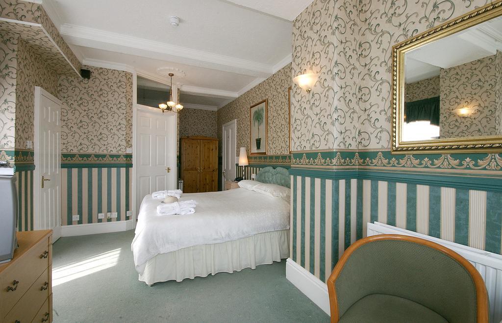 Fieldhead Hotel & Horizons Restaurant Saltash Ruang foto