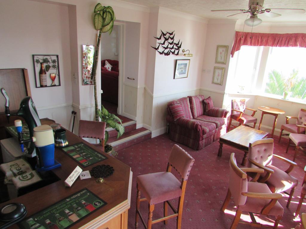Fieldhead Hotel & Horizons Restaurant Saltash Bagian luar foto