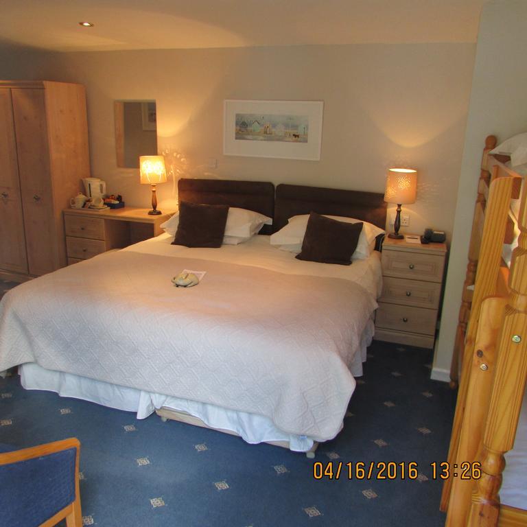 Fieldhead Hotel & Horizons Restaurant Saltash Bagian luar foto