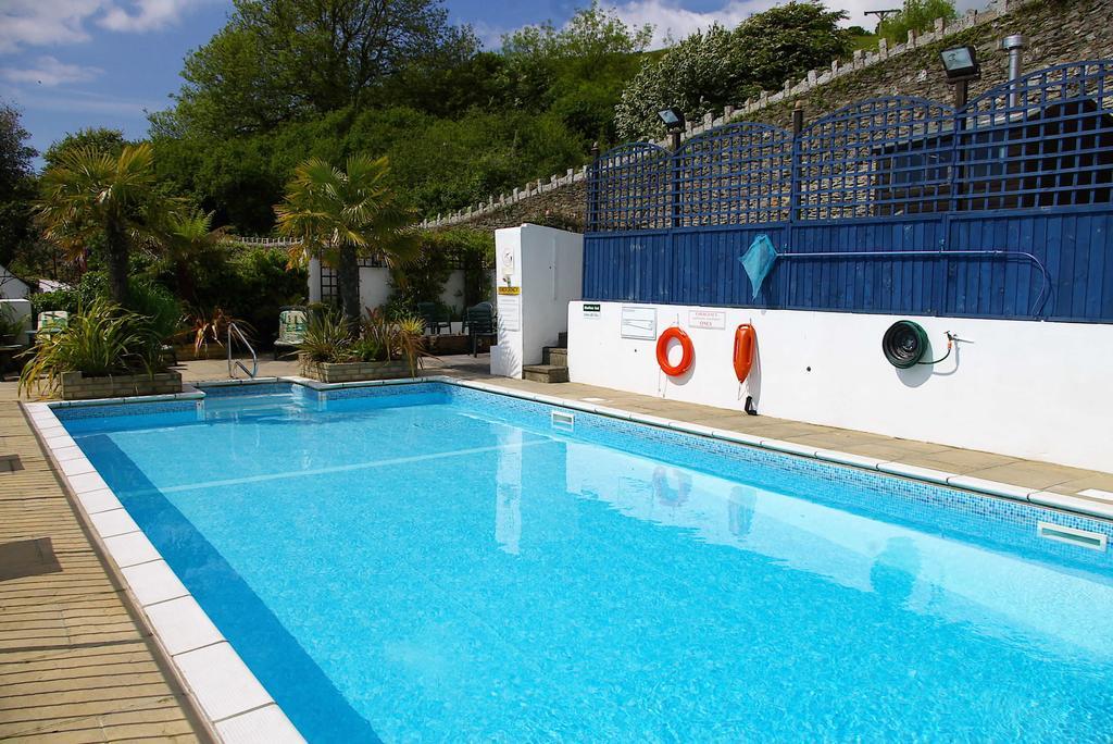 Fieldhead Hotel & Horizons Restaurant Saltash Bagian luar foto
